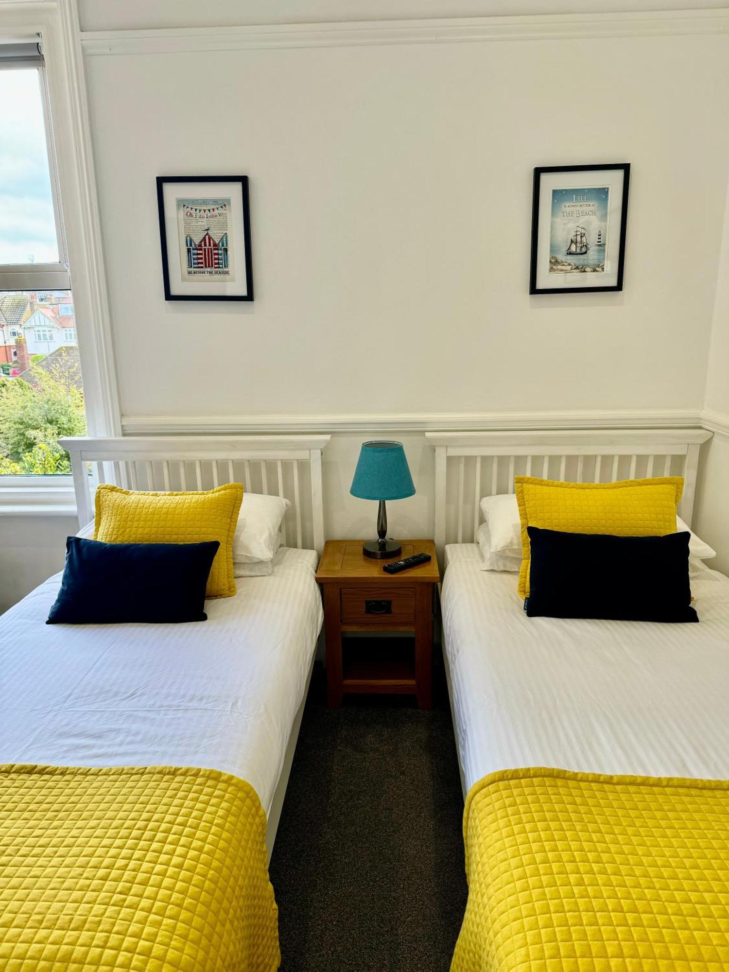 Pierremont En-Suite Rooms Broadstairs Bagian luar foto