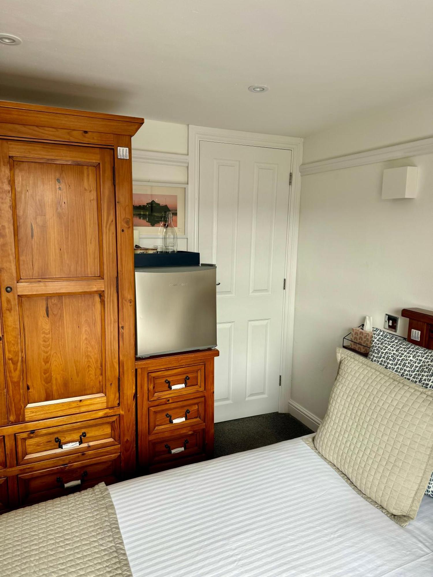 Pierremont En-Suite Rooms Broadstairs Bagian luar foto