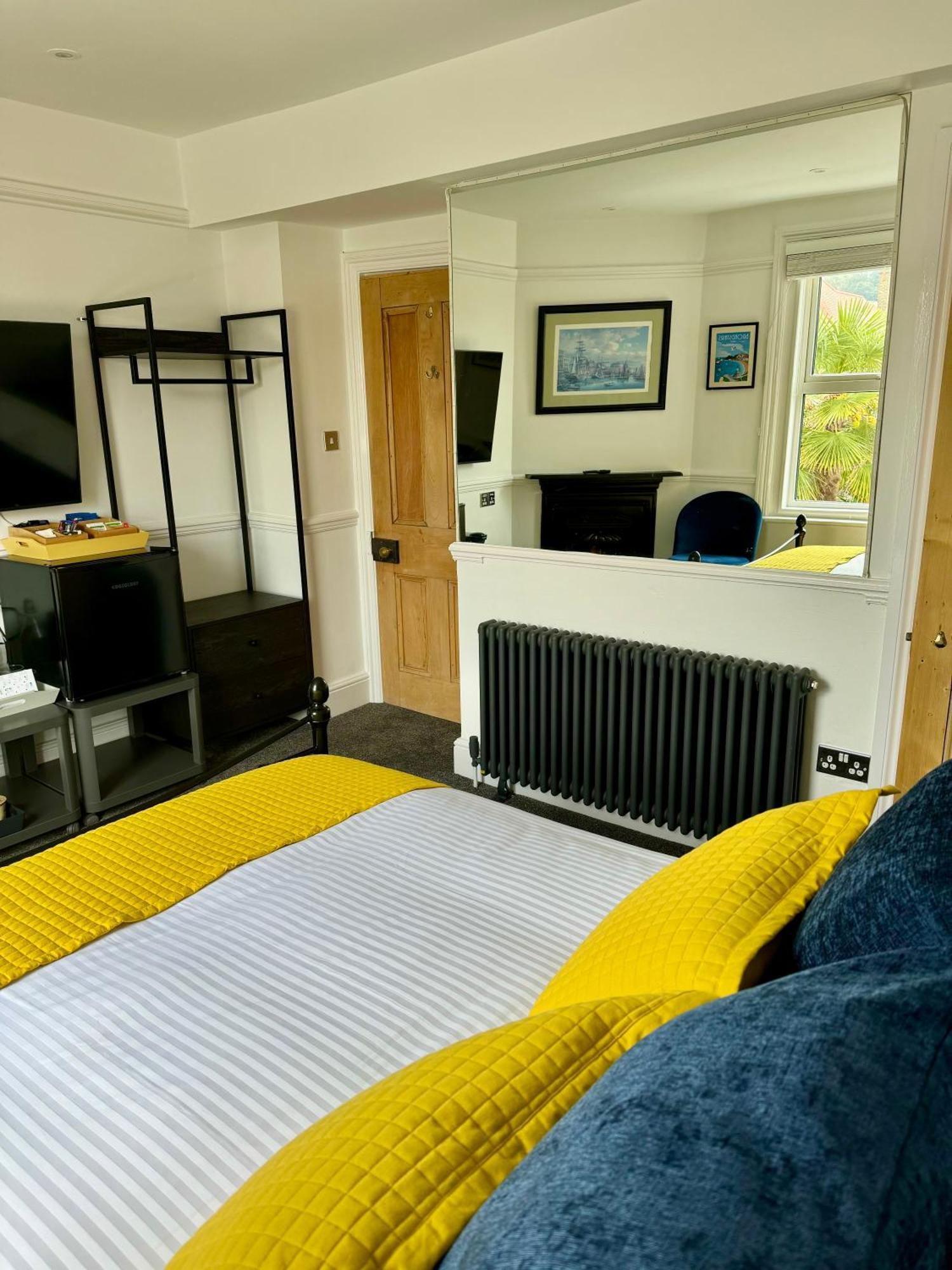 Pierremont En-Suite Rooms Broadstairs Bagian luar foto