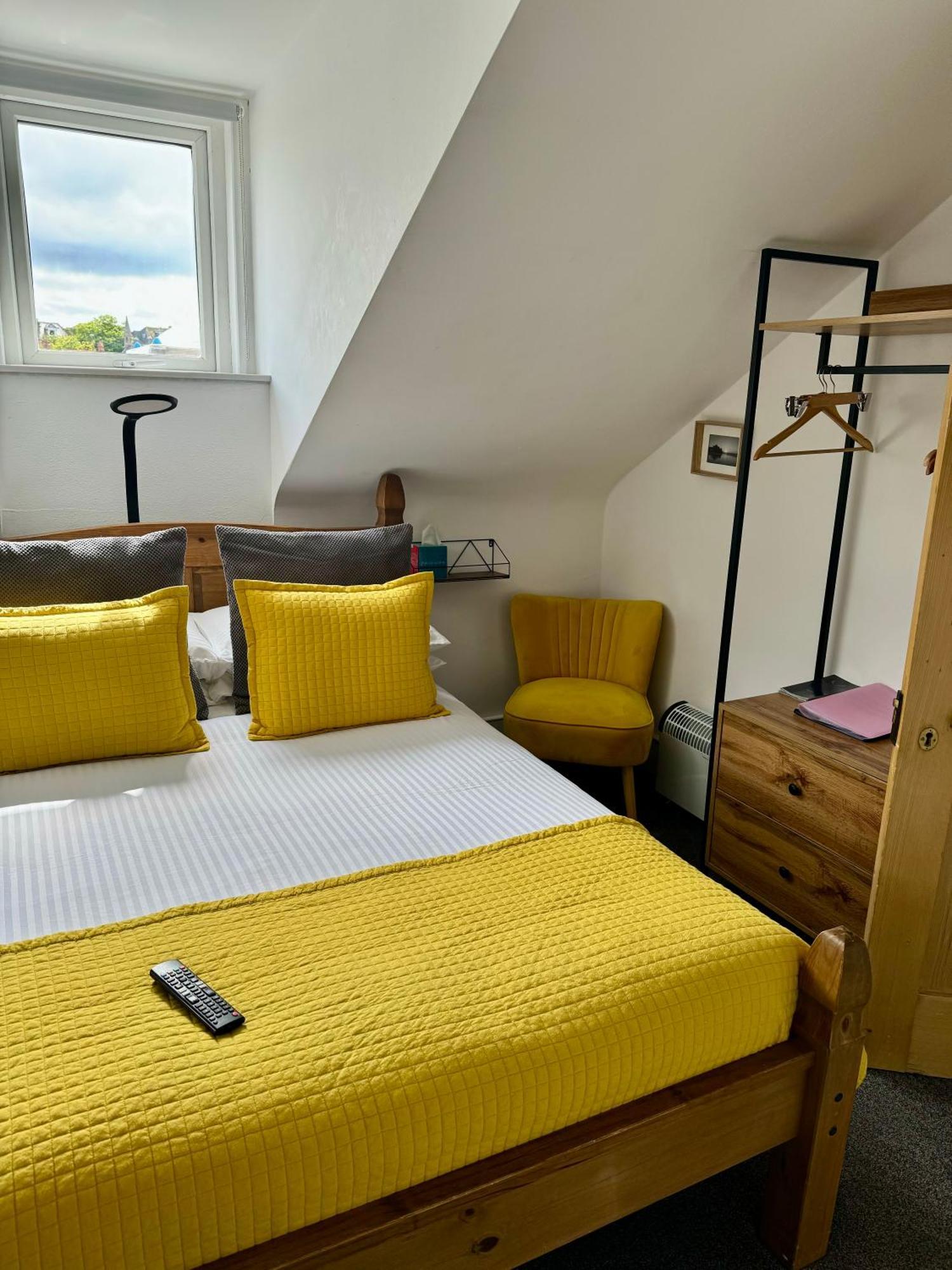 Pierremont En-Suite Rooms Broadstairs Bagian luar foto